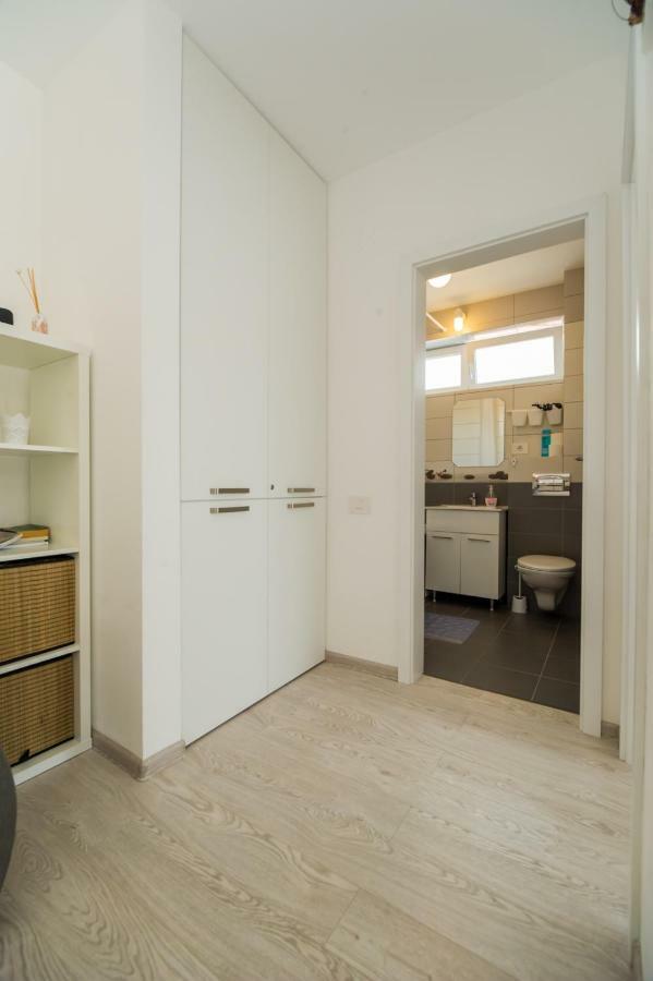 Schiller Apartment 57 - Free Private Parking Braşov Exterior foto